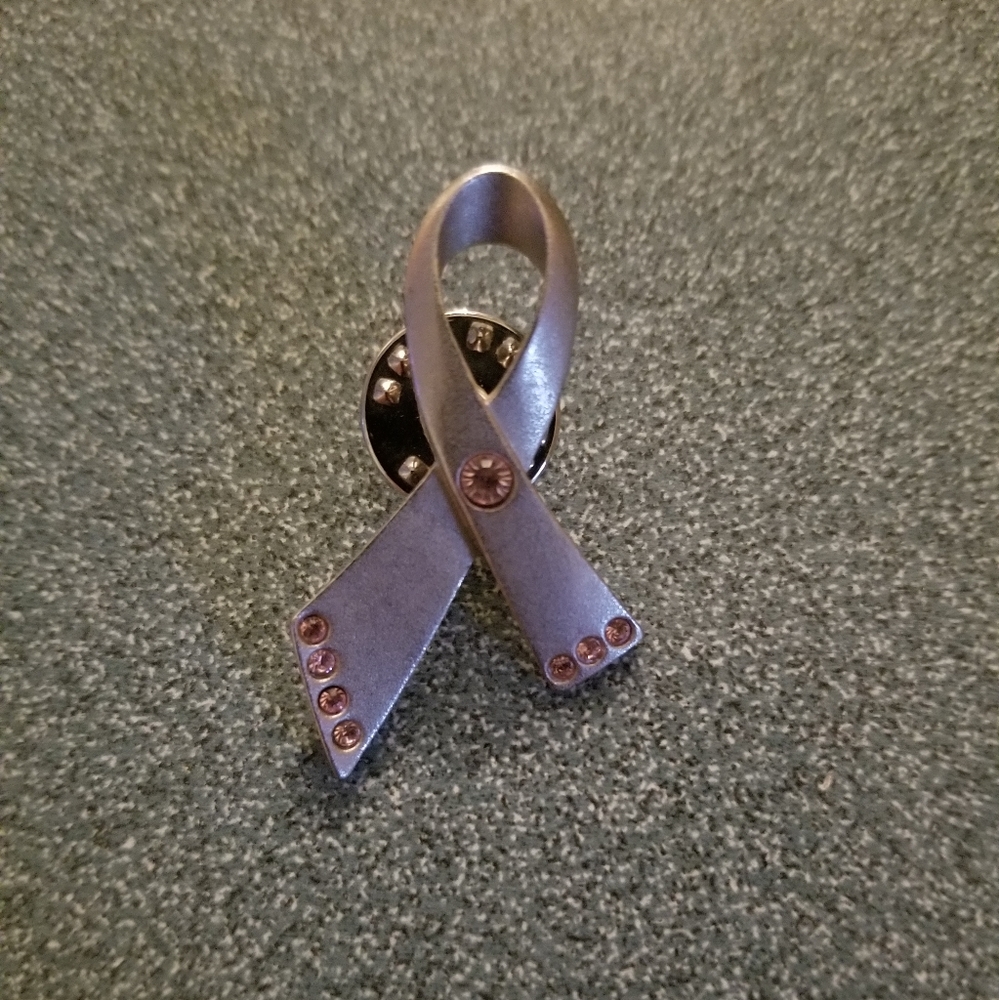 Hat pin